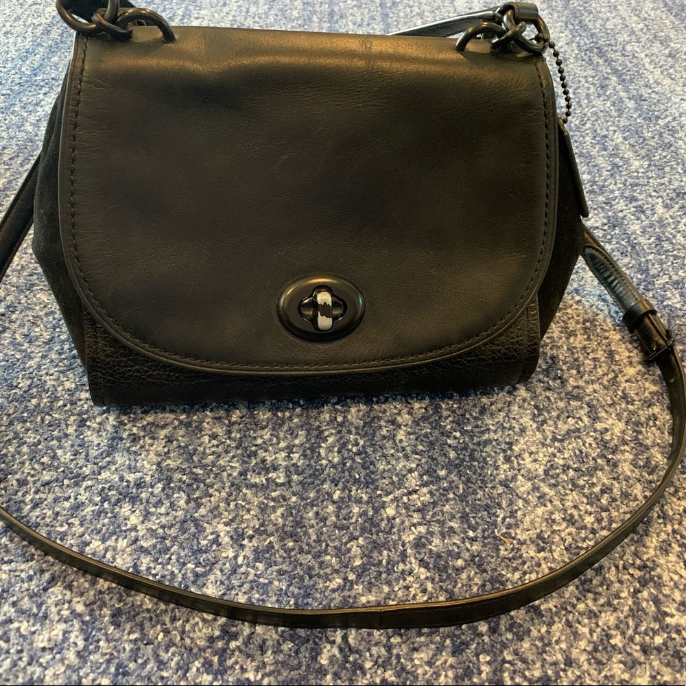 Couch purse
